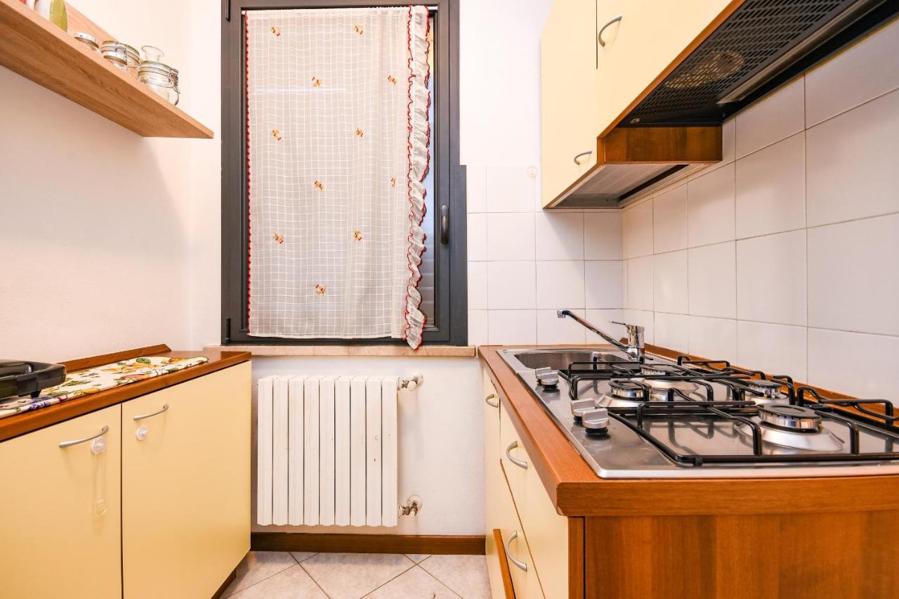 Desenzanoloft Yellow Apartment Desenzano del Garda Dış mekan fotoğraf