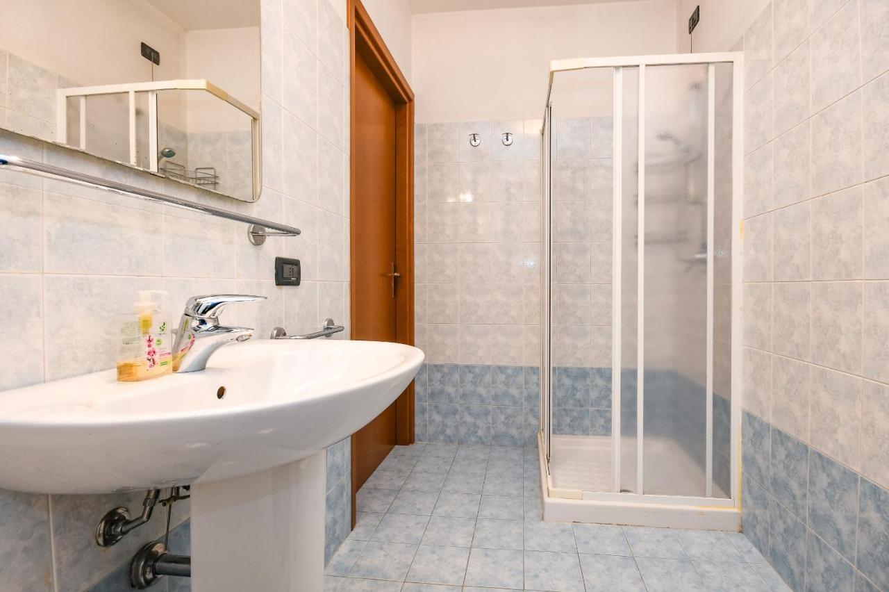 Desenzanoloft Yellow Apartment Desenzano del Garda Dış mekan fotoğraf