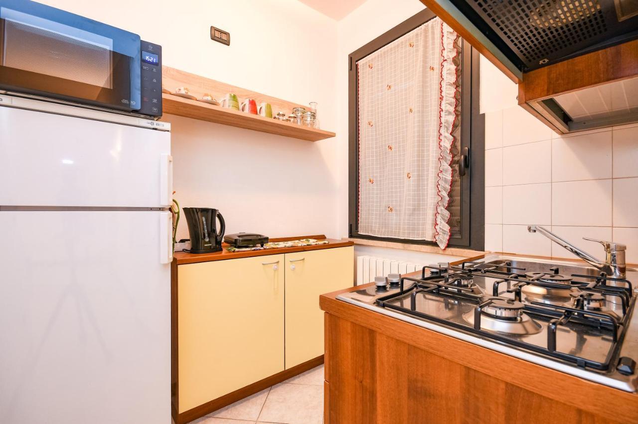 Desenzanoloft Yellow Apartment Desenzano del Garda Dış mekan fotoğraf